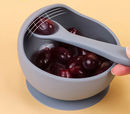 Bol Ventouse en Silicone pour Bébés et Enfants (avec cuillère)™