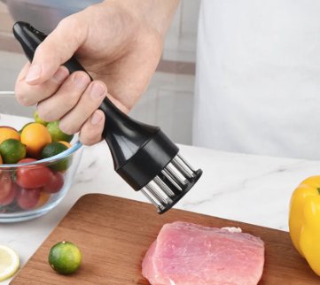 Attendrisseur de viande™ à aiguilles en acier inoxydable - Monely Kitchen